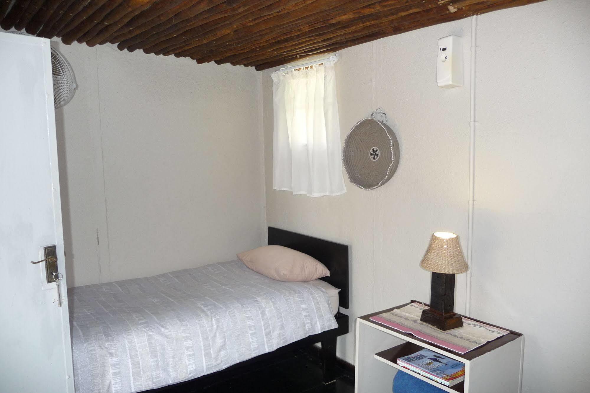 Isinkwe Backpackers Bushcamp Ξενοδοχείο Hluhluwe Εξωτερικό φωτογραφία